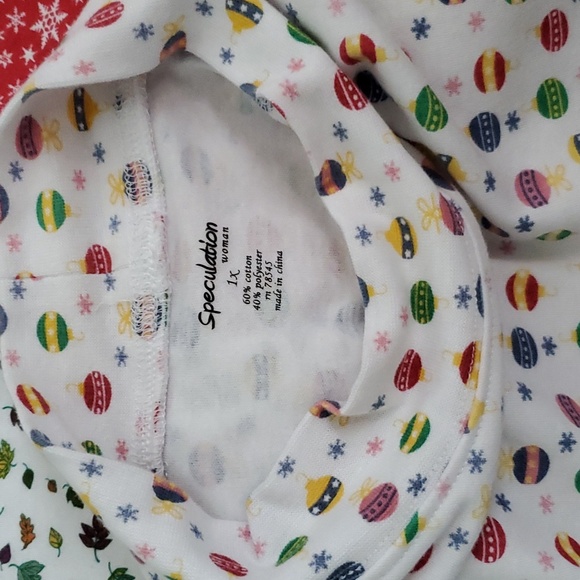 Group of three (3) women's long sleeve shirts like new - Picture 3 of 9